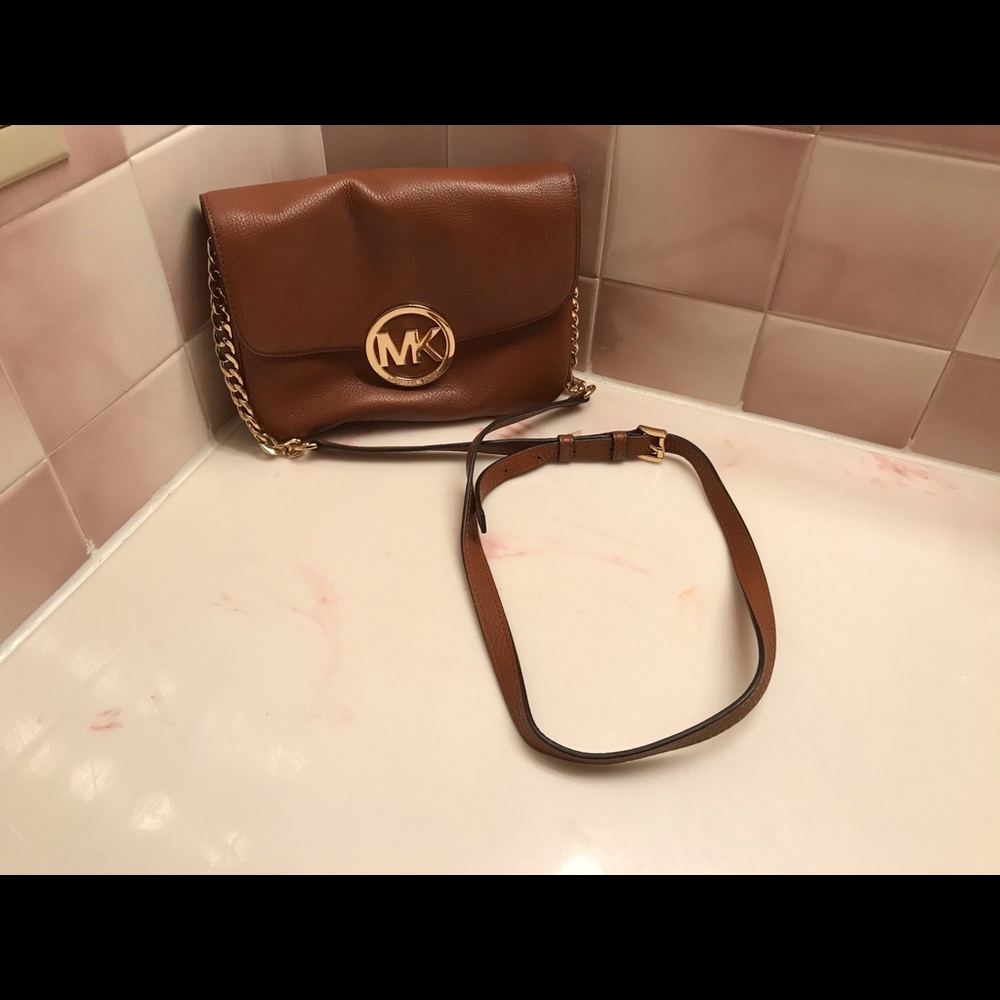 Micheal Kors Crossbody bag